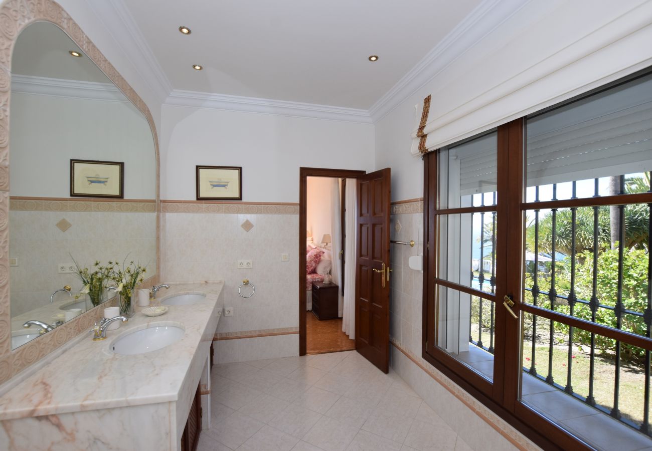 Villa in Tarifa - Tierra Alta