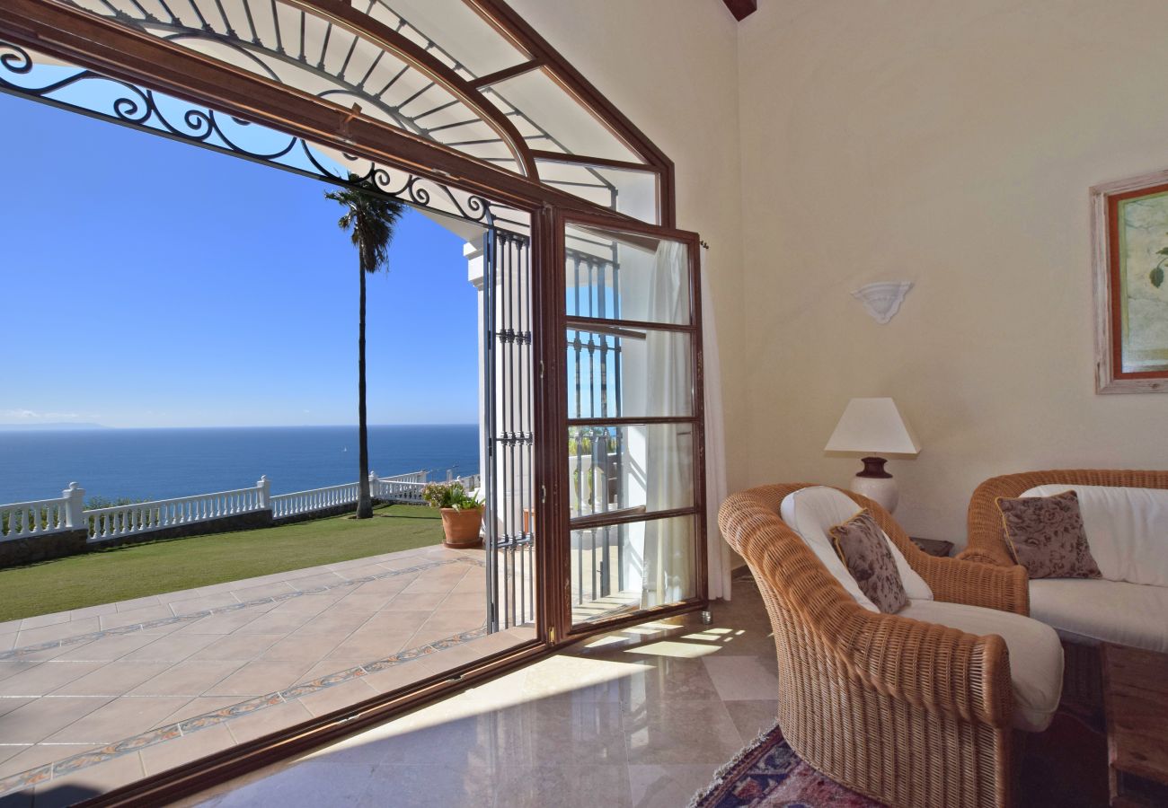 Villa in Tarifa - Tierra Alta